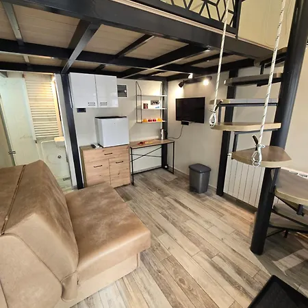 Beg Apartment