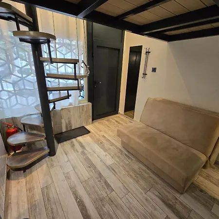 Beg Apartment